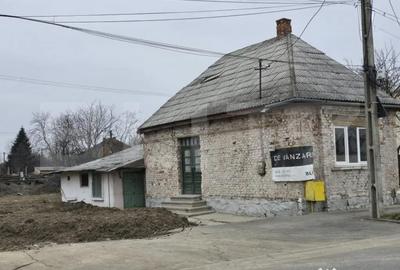 Casă cu 2 camere cu Teren 500 Mp în Botizului - 2
