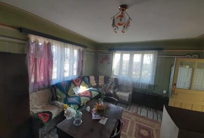 Casă individuală cu 5 camere cu Canalizare în Exterior Sud - 11