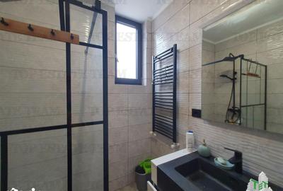 Apartament cu 4 camere în Central - 4