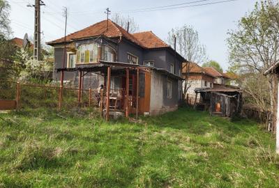 Casă cu 3 camere în Toplița - 7