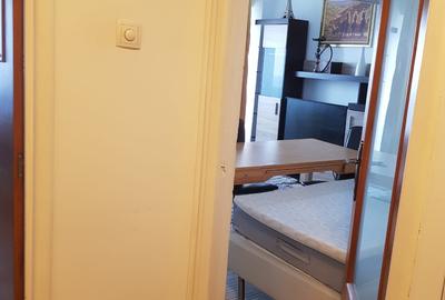 Garsonieră decomandată, mobilată în Nerva Traian - 6