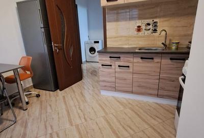 Garsonieră semidecomandată în Titan