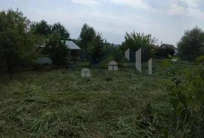 Cartier Visoianu TEREN 1000mp intravilan utilitatile trase si cabanuta ZONA EXCELENTA - 4