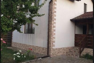 Casă cu 4 camere cu Teren 1200 Mp în Valea Călugărească - 2