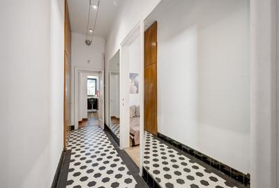 Apartament cu 4 camere decomandat în Capitale - 13