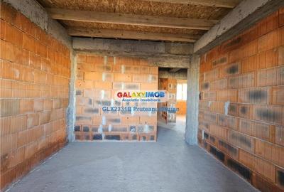 Casă individuală cu 4 camere cu Canalizare în Central - 21