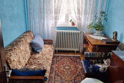 Apartament cu 3 camere decomandat în Plantelor - 3