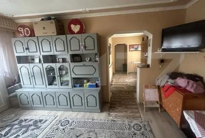 Apartament cu 3 camere semidecomandat în Careiului - 2