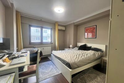 Centru apartament 3 camere renovat etajul 1 vedere stradala - 3