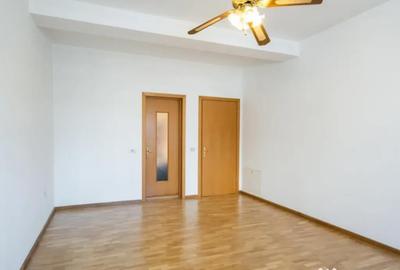 Casă cu 7 camere cu Teren 280 Mp în 1 Mai - 15