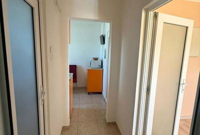 Apartament cu 2 camere decomandat în Palazu Mare - 2