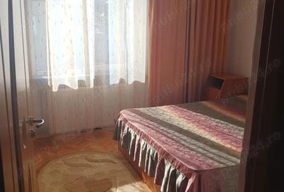 Inchiriez ap 3 camere - 2
