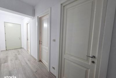 Apartament cu 2 camere decomandat în Nicolina - 8