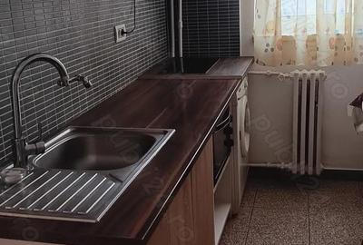 Apartament cu 2 camere decomandat în Central - 3