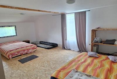 Casă cu Teren 346 Mp în Central - 1