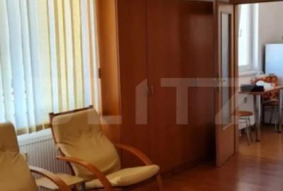 Garsonieră decomandată în Iris