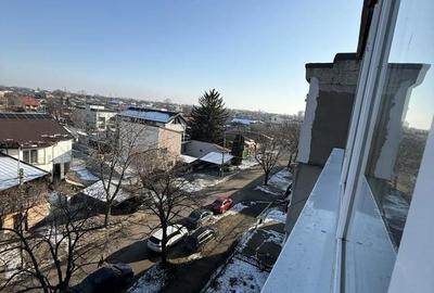Apartament cu 4 camere semidecomandat în Central - 9