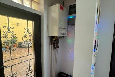 Casă cu 7 camere cu Teren 100 Mp în Rahova - 11