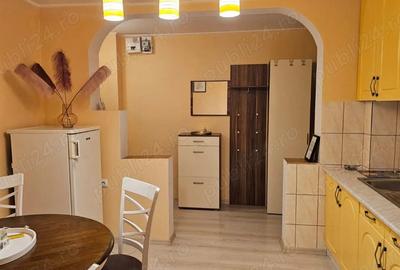 Apartament cu 2 camere decomandat în Ștrand - 1