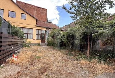 Casa de vanzare, cu 4 camere, demisol 122 mp, zona ultracentrala - 6