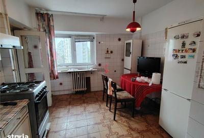 Apartament cu 3 camere decomandat în Grivița - 11