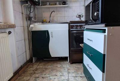 Garsonieră decomandată în Central - 8