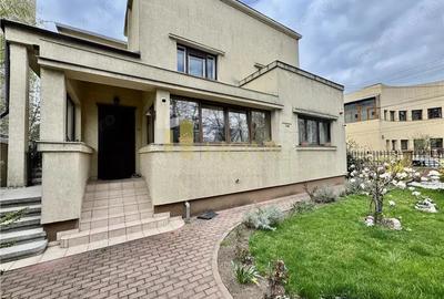 Vila D+P+1E, 11 camere, Bulevard, Ploiesti - 2