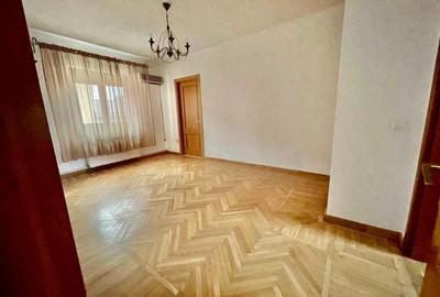 Spatiu comercial / birouri - Bulevardul Pipera, 52 mp utili, demisol, parcare - 2