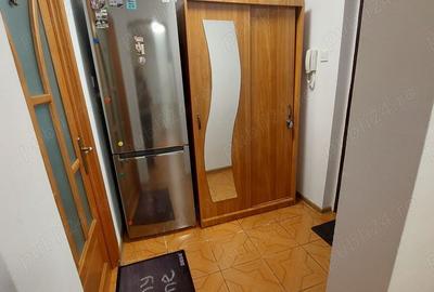 Vand apartament 2 camere Vand apartament 2 camere - 2