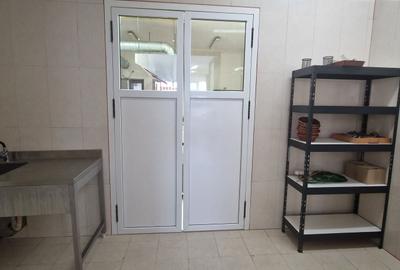 Spațiu comercial, de 200 mp, în Țițești - 7