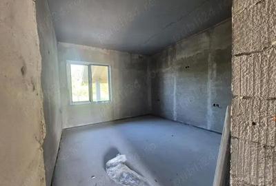 Casă cu 4 camere în Central - 3