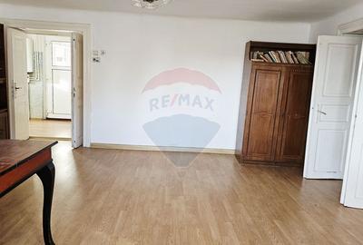 Apartament cu 3 camere decomandat în Central - 5