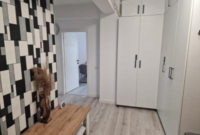 Apartament cu 2 camere decomandat, mobilat în Exterior Vest