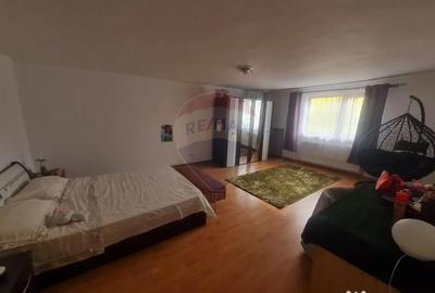 Casă cu 7 camere cu Canalizare în Mândrești-Munteni - 6