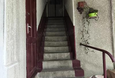 Casă cu 8 camere cu Teren 415 Mp în Drăgășani - 3