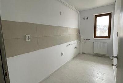 Apartament cu 2 camere decomandat în Bucium - 6