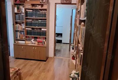 Apartament 3 camere situat la etajul 3 - 8