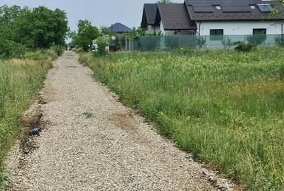 Teren de 916 mp, în Central