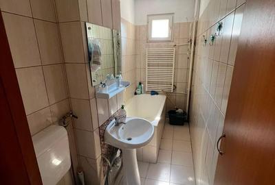 Garsonieră decomandată în Podu Roș