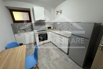 Garsonieră decomandată în Central - 7