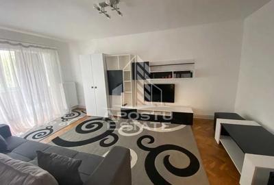 Apartament cu 3 camere, zona Soarelui, Centrala Proprie