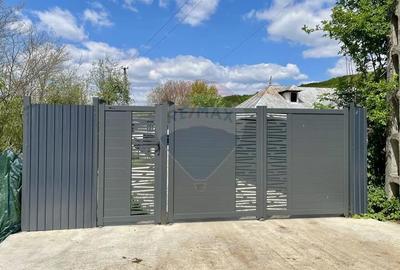 Casă cu 4 camere cu Teren 1397 Mp în Poiana