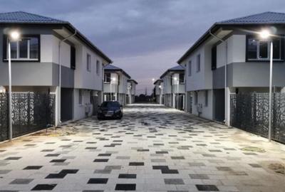 Vila tip duplex de vanzare, 4 camere, mobilata si utilata, curte amenajata