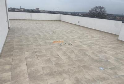 Penthouse cu 4 Camere si terasa de 160 mp in zona centrala a - 3