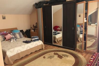 Casă individuală cu 7 camere cu Canalizare în Apărătorii Patriei - 5