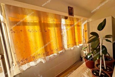 Apartament cu 2 camere decomandat în Micro 19 - 5