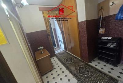 Apartament cu 2 camere decomandat în E3 - 9