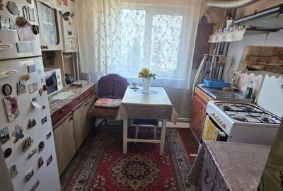 Apartament cu 3 camere semidecomandat în Zimbru - 6