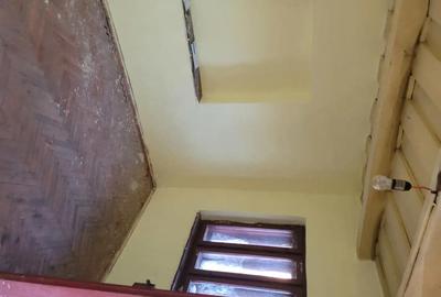 Casă cu 3 camere în Central - 2