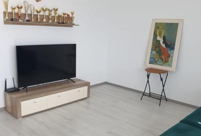 Apartament cu 3 camere decomandat, mobilat în Tractorul - 3